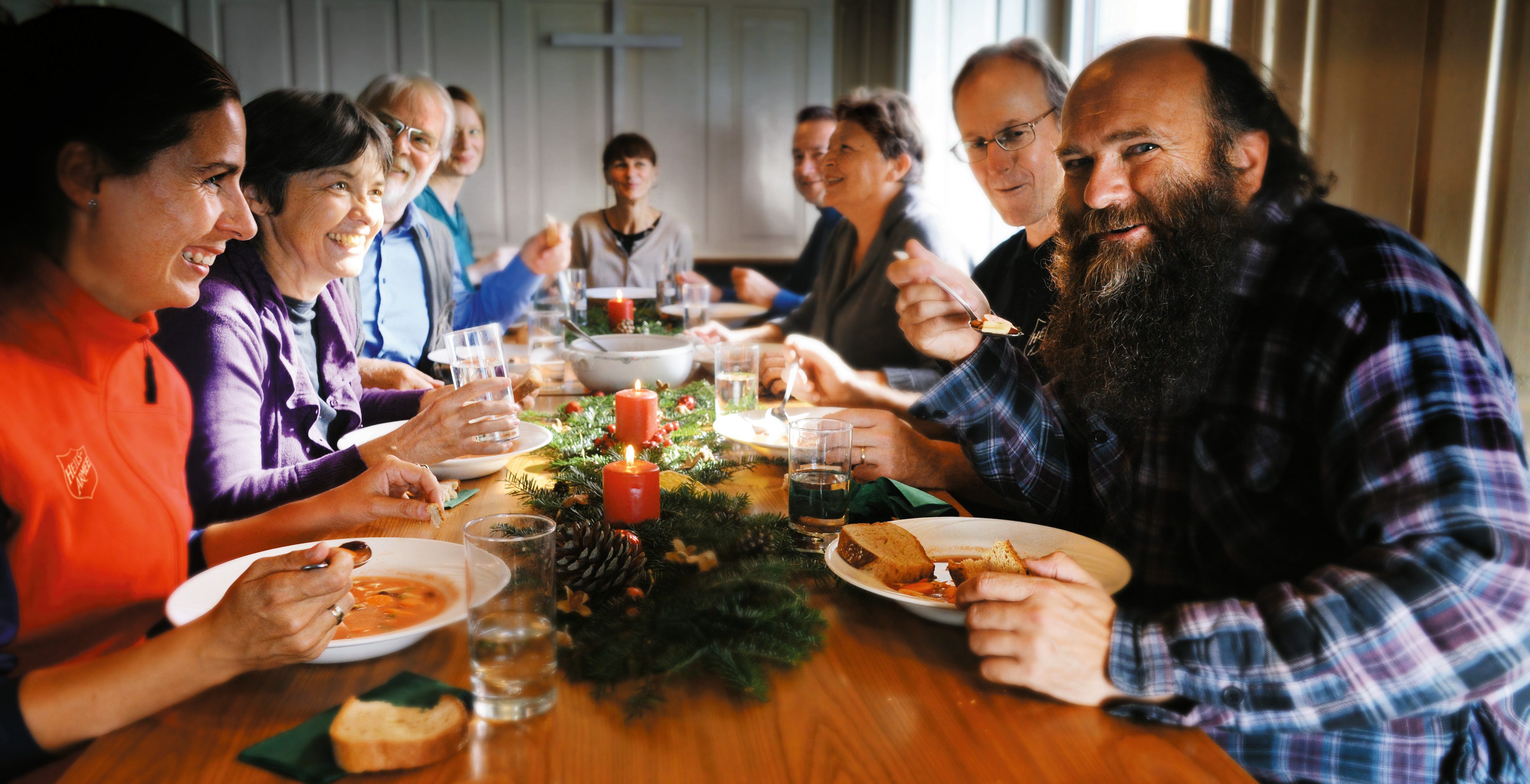 sbm-CTA_zusammen-essen-am-Weihnachtsstisch