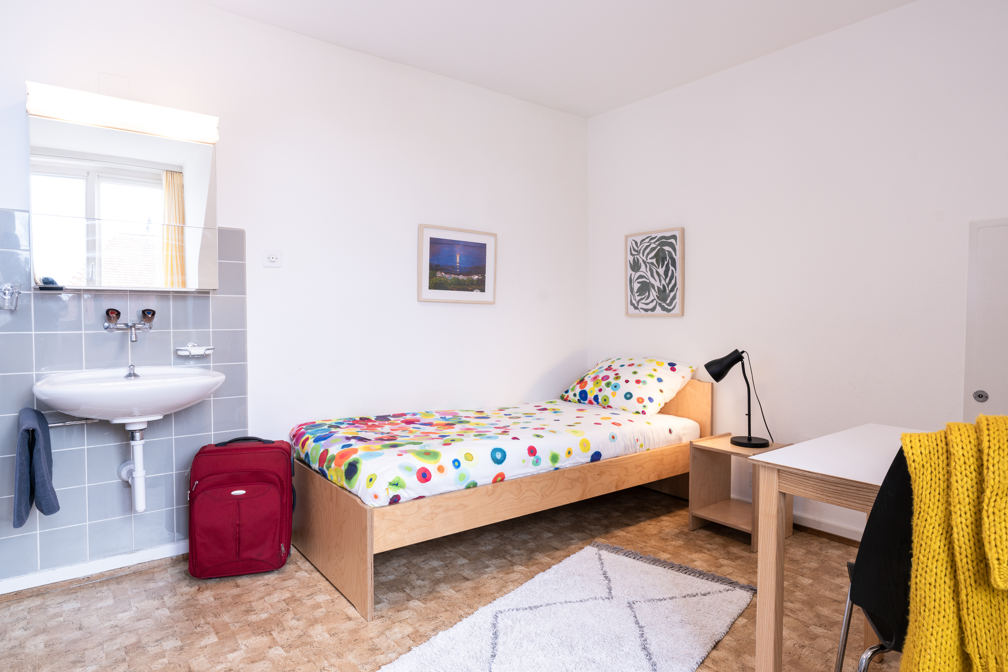 Heilsarmee Zimmer by Eva Joan Samson_DRUCK–2