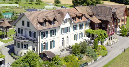 Aussenansicht Wohnheim Paradies