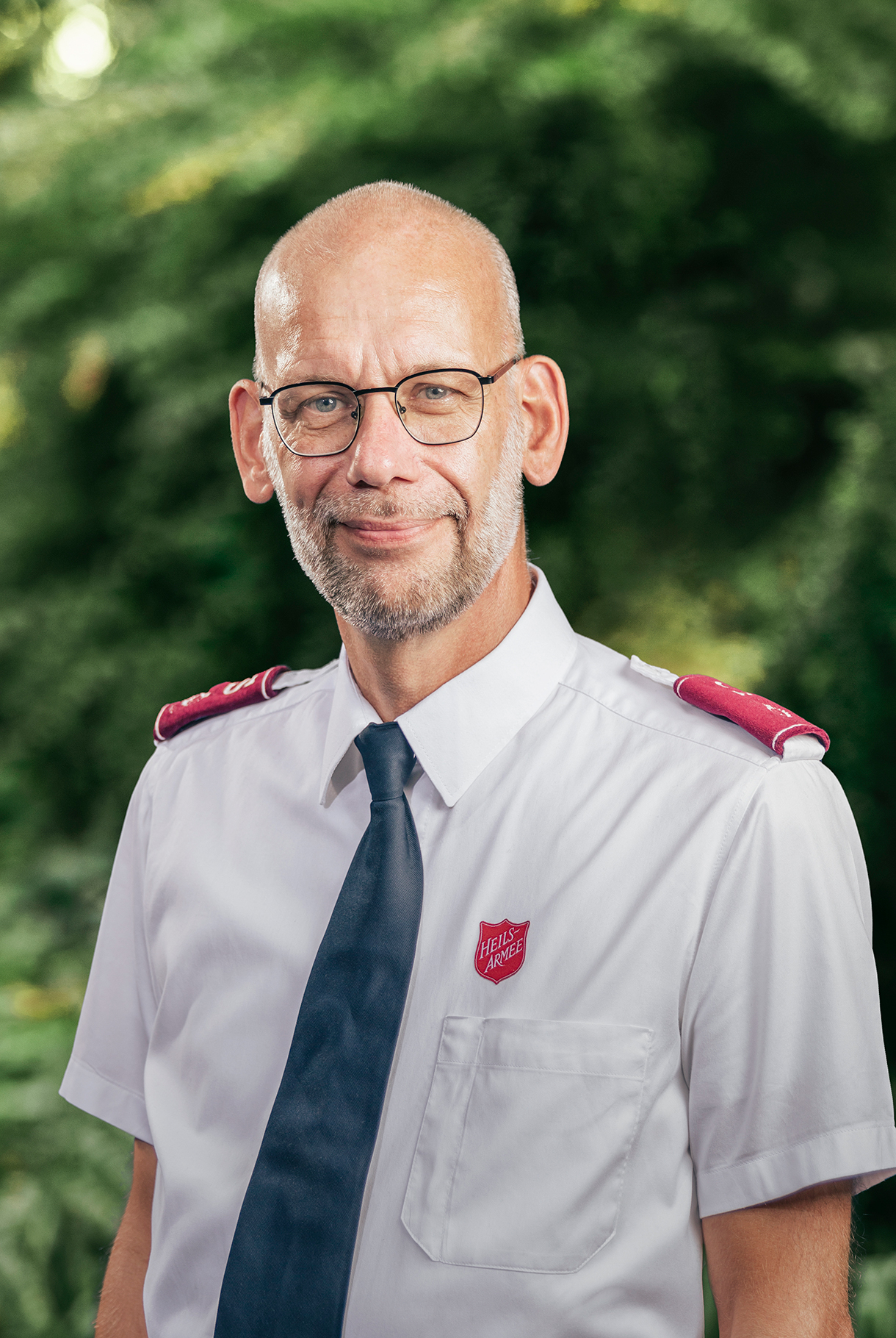 henrik-andersen-hemdweiss1_highres—Copy
